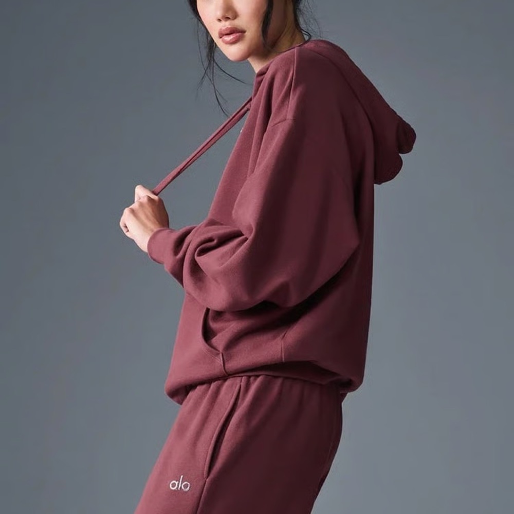 ALO Yoga Women's Hoodie in Deep Mauve